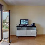 Apartmanhotel At Lighthouse Golf By Parnas Estate