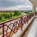 At Lighthouse Golf By Parnas Estate