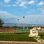 At Lighthouse Golf By Parnas Estate Balcsik