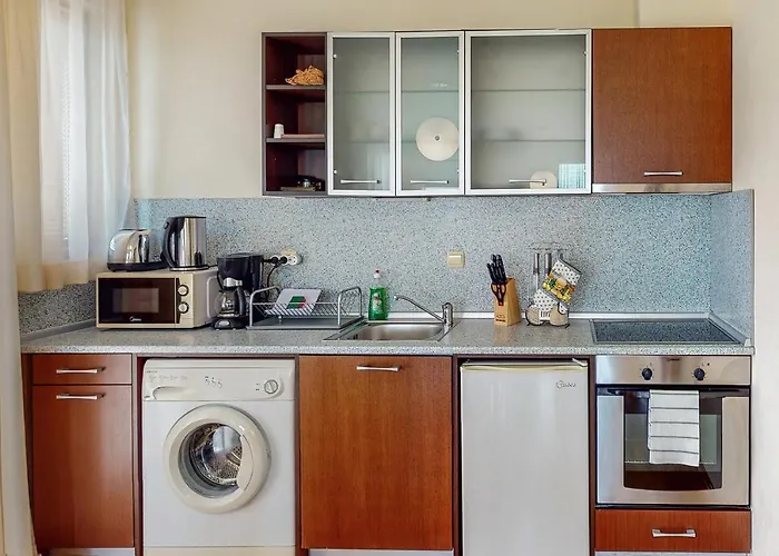 Aparthotel At Lighthouse Golf By Parnas Estate *