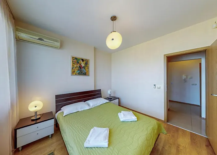 At Lighthouse Golf By Parnas Estate Aparthotel Balchik