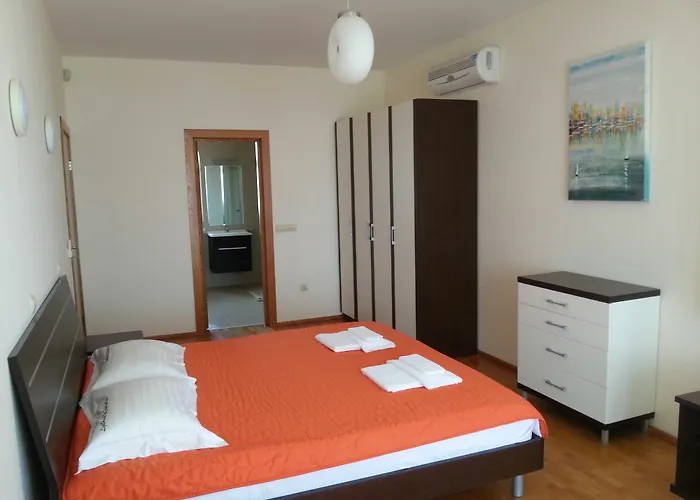 Aparthotel At Lighthouse Golf By Parnas Estate Balchik