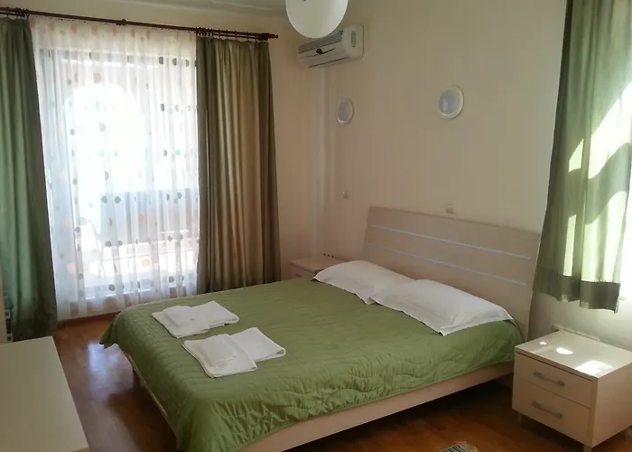 At Lighthouse Golf By Parnas Estate Aparthotel