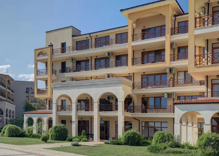 Aparthotel At Lighthouse Golf By Parnas Estate Balchik