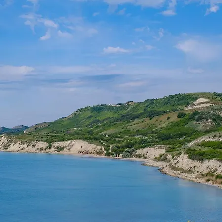 At Lighthouse Golf By Parnas Estate Aparthotel