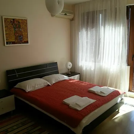 Aparthotel At Lighthouse Golf By Parnas Estate *