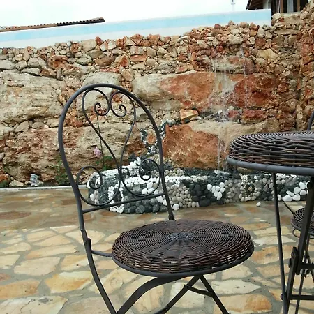 Aparthotel At Lighthouse Golf By Parnas Estate