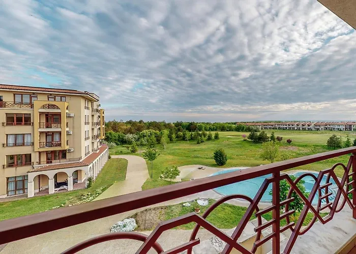 At Lighthouse Golf By Parnas Estate * Балчик